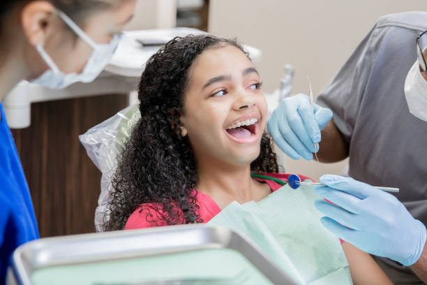 Best Chipped Tooth Repair Near Me  in Aventura, FL